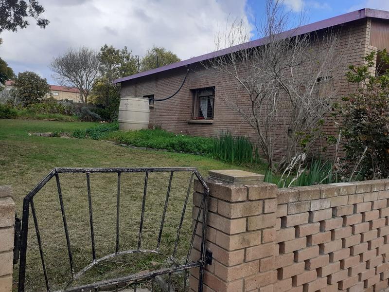 4 Bedroom Property for Sale in Albertinia Western Cape